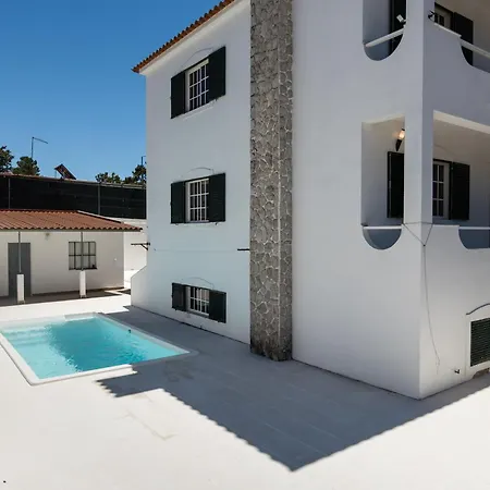 Lagoa De Albufeira - Private Pool, 4 Bedrooms, Bbq & Near Holiday home