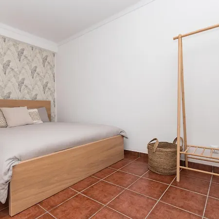 Lagoa De Albufeira - Private Pool, 4 Bedrooms, Bbq & Near Holiday home Sesimbra